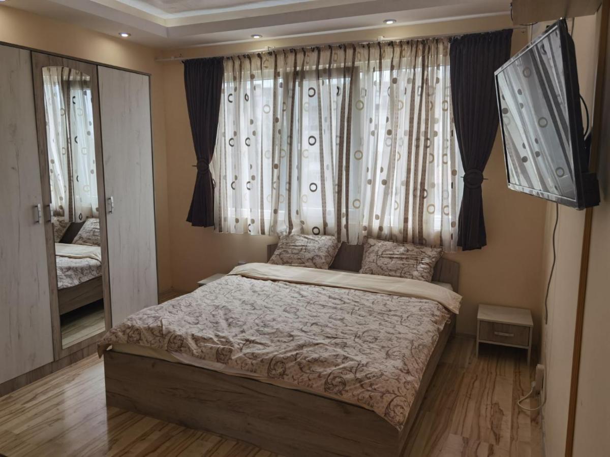 Апартамент Дани Apartament Dani Kazanlŭk Exterior photo