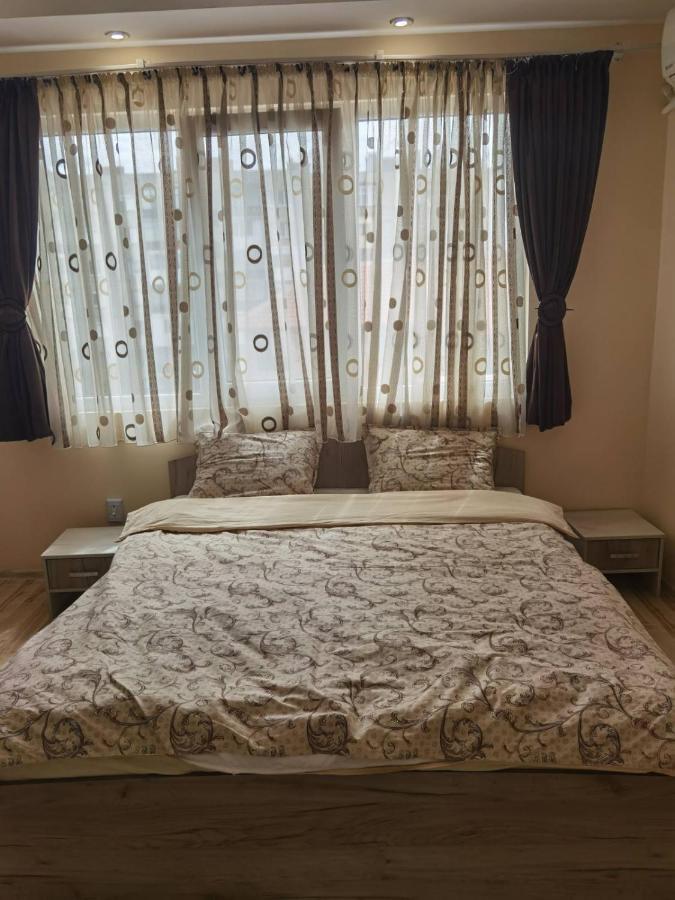 Апартамент Дани Apartament Dani Kazanlŭk Exterior photo